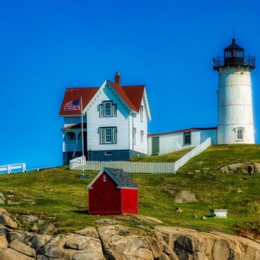 Adembenemend uitzicht: Cliff House in Cape Neddick, Maine staat bovenaan de lijst van unieke hotels in de V.S.